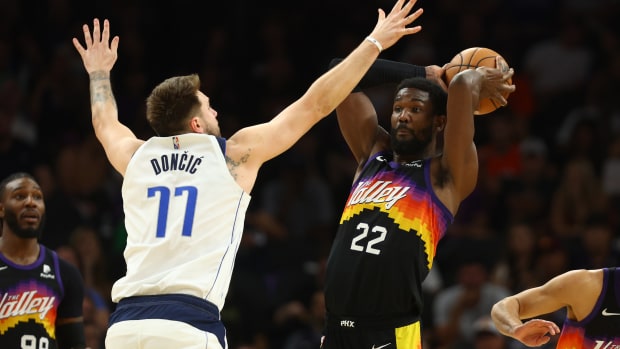 ayton doncic